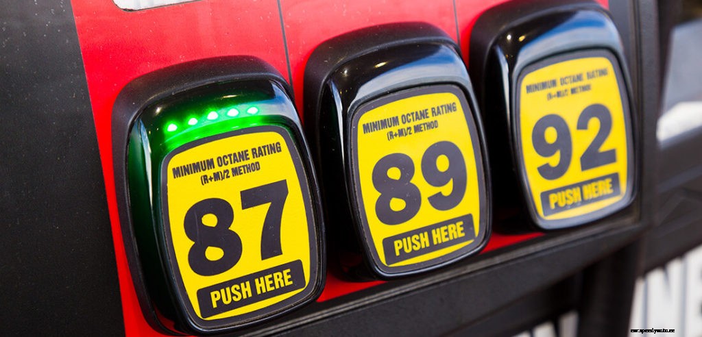 62 Crazy Easy Genius Ways to Save Gas Money