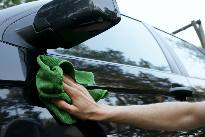 12 Tips to Keep Your Car Clean