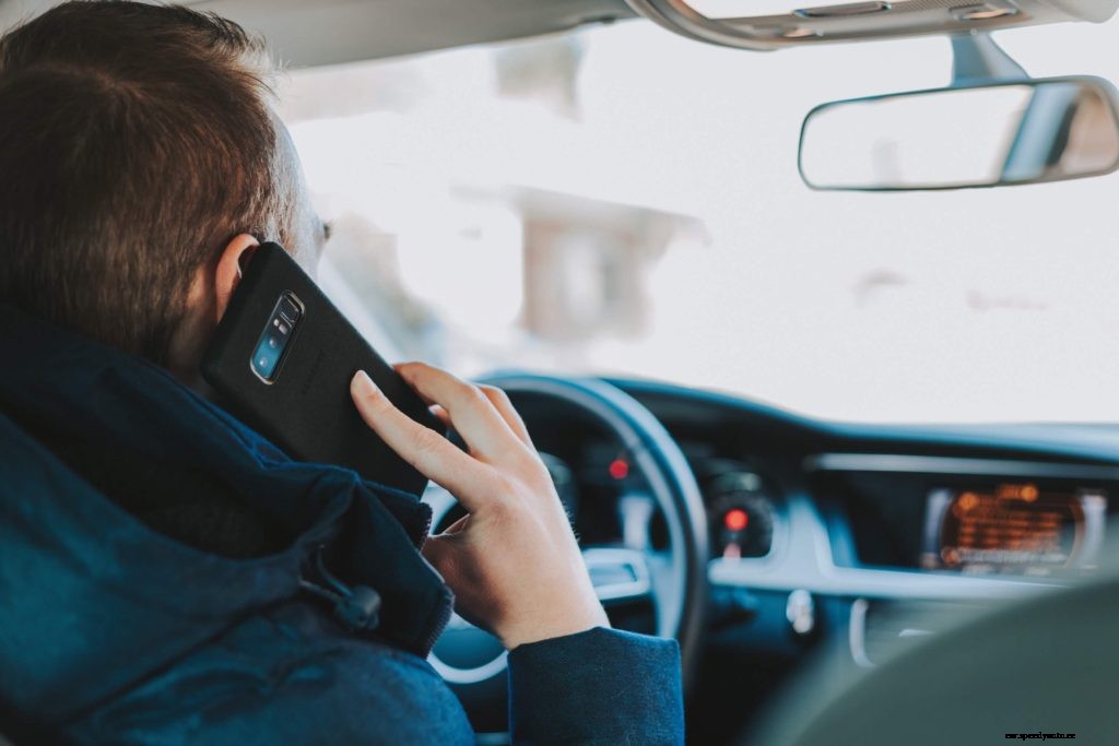 Distracted Driving: Causes, Facts, Statistics, and Preventions