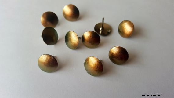 How To Fix A Sagging Headliner [5 Easy Methods]