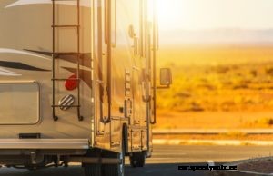 Best Ways to Clean RV Windshield