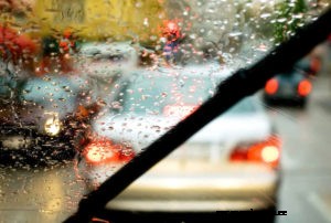 Windshield Water Repellent: How it Works?