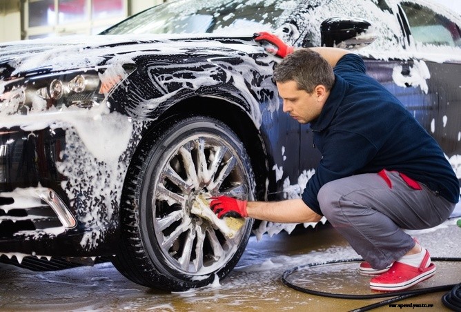 Common Car Washing Mistakes to Avoid