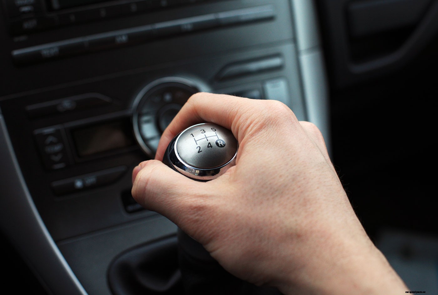 5 Things That Put More Strain on Your Transmission