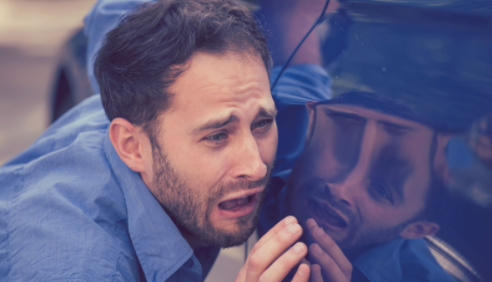 7 Habits That Harm the Paint On Your Car