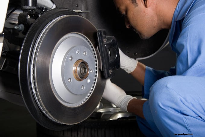 Top 7 Signs of Brake Failure