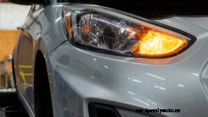Headlight Replacement: How much does it cost and why?