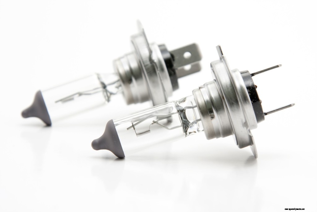 How To Change Your Car’s Headlight