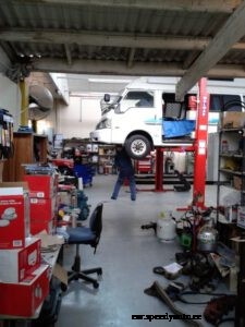 Benefits of Hiring a Transmission Repair Expert Over a General Mechanic