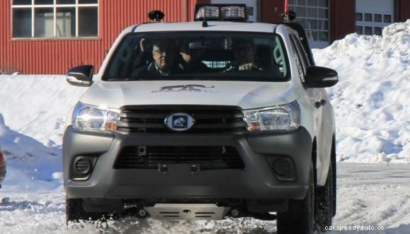 Can an electric car drive from Pole to Pole?