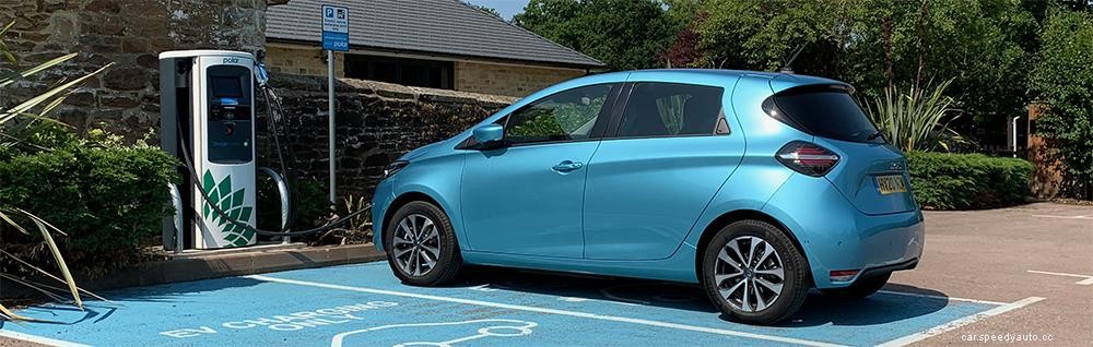 Renault Zoe Z.E.50 review