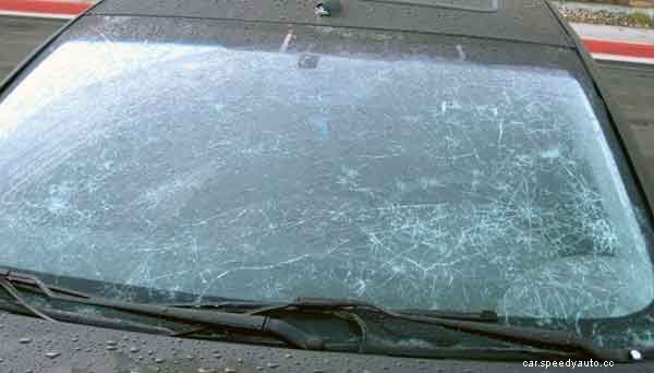 How Much Does It Cost to Replace a Windshield?