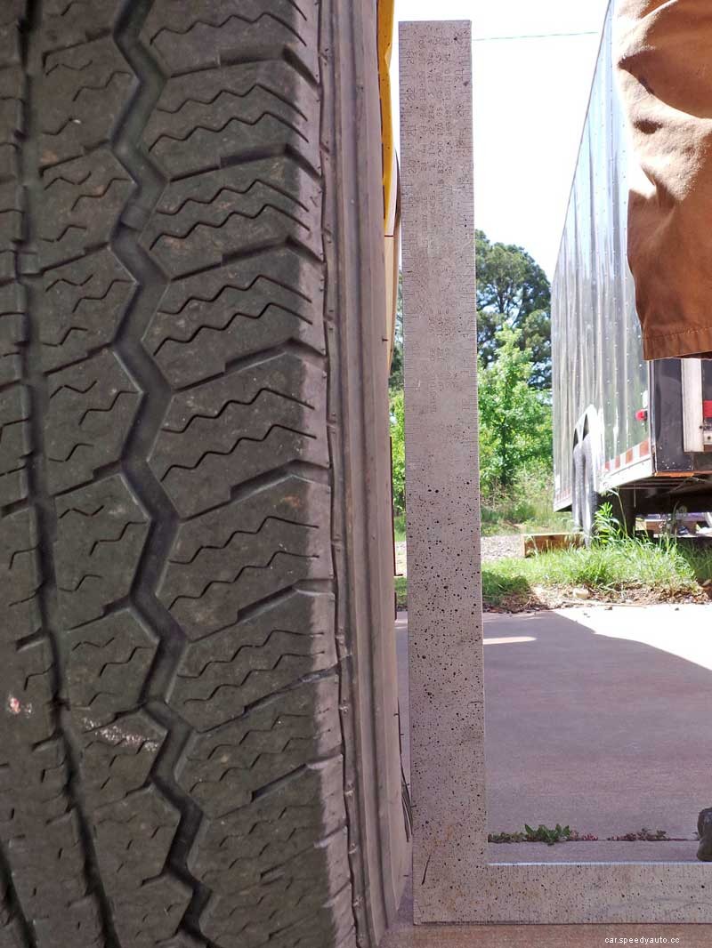 How Your Vehicle’s Wheel Alignment Affects Fuel Economy