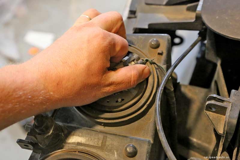 How to Change a Headlight Bulb