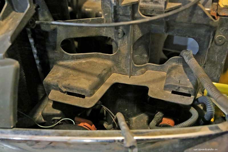 How to Change a Headlight Bulb