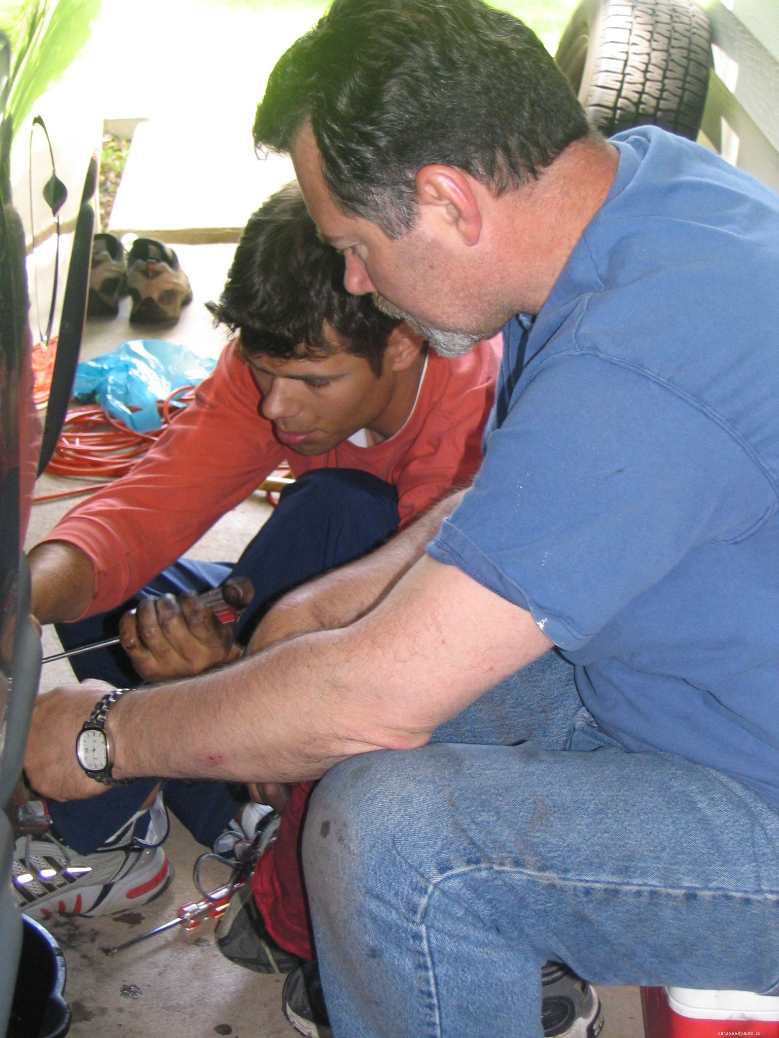 Servicing a Car: Understanding Mileage Maintenance Intervals