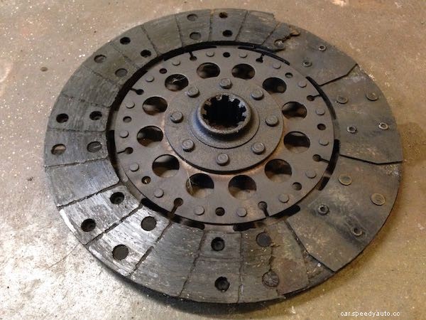 Clutch Maintenance: 3 Things to Remember to Keep Your Clutch Healthy