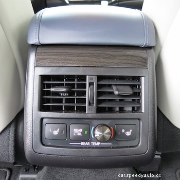 Car Air Conditioner Maintenance: 4 Troubleshooting Tips