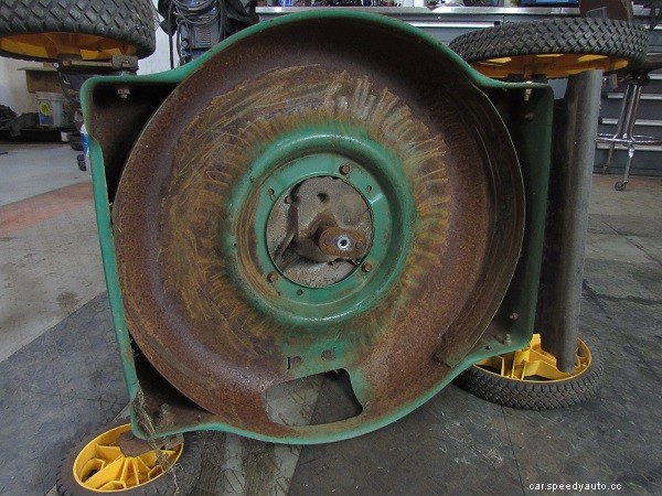 Lawn & Garden Tech – Lawn Mower Upgrade Tips