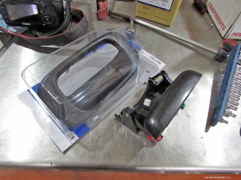 How To Fix A Chevrolet/GMC Broken Tailgate Handle