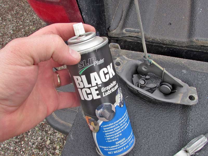 How To Fix A Chevrolet/GMC Broken Tailgate Handle