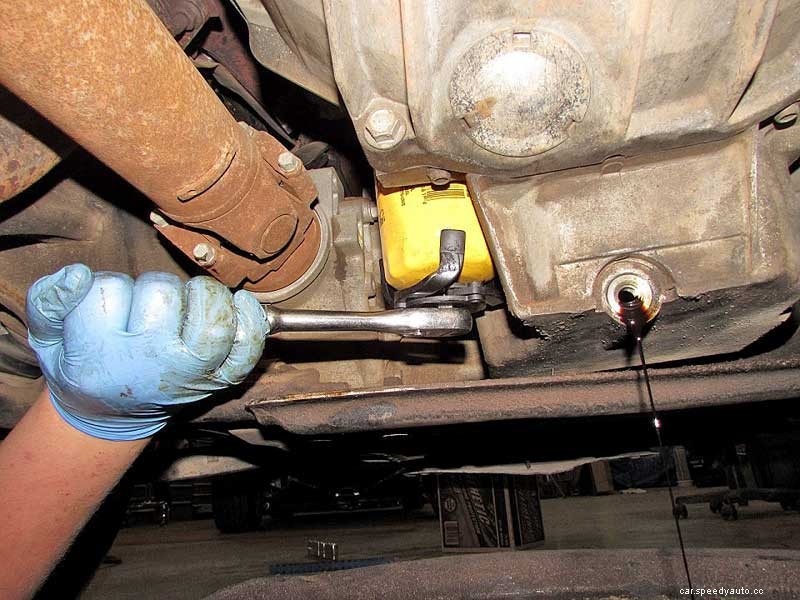 Know How Notes – 10 Oil Change Tips