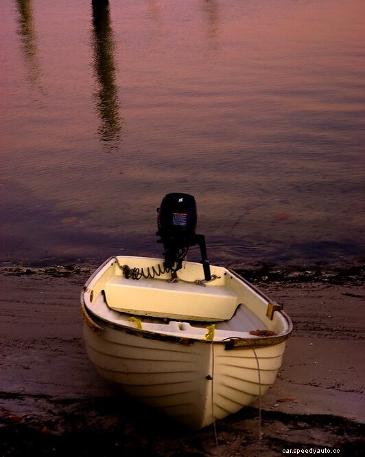 How to Perform Your Own Boat Oil Change