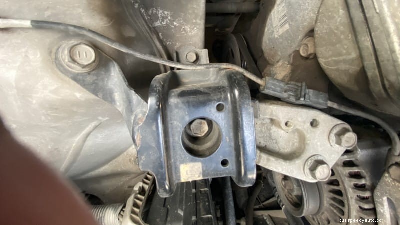Symptoms of a Bad Engine Mount: How to Check, Change and FAQs