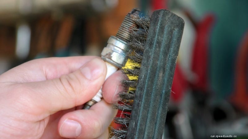 3 Proven Methods On How To Clean Spark Plugs