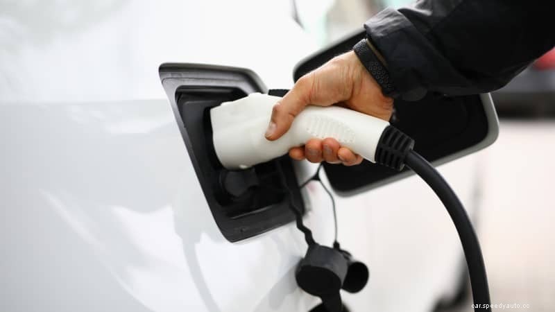 Who Makes Tesla Batteries and Replacement Cost