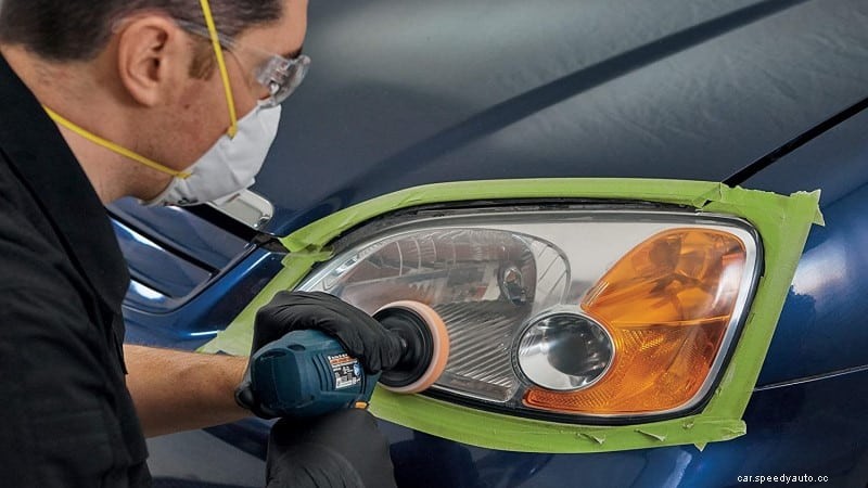 How to Seal Headlights From Moisture Correctly