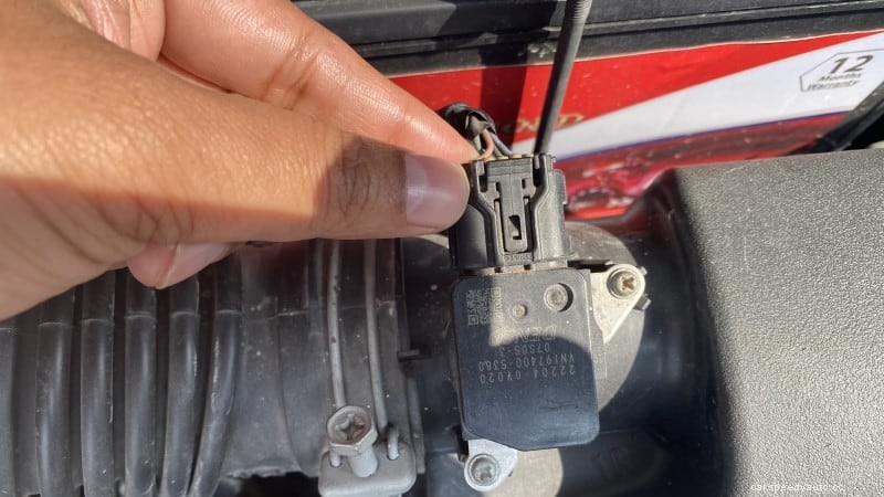 P0102 – Meaning, Causes, Symptoms, Diagnostics, and Fixes