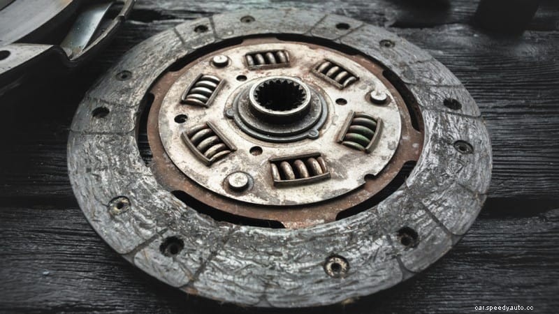 Clutch Slipping Symptoms and How To Fix It