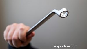 30 Types of Wrenches: Features and Uses