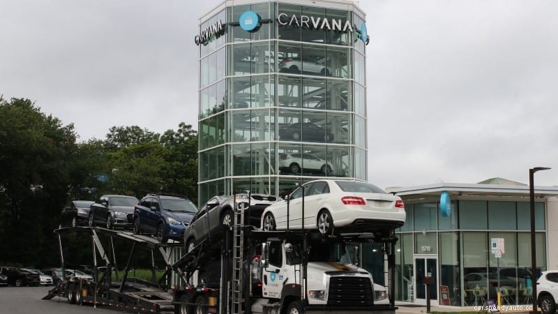 Carvana vs. CarMax: What Are the Difference?