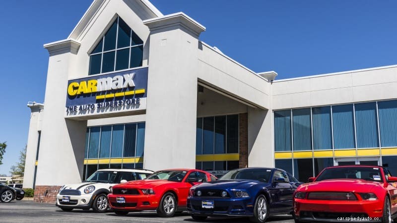 Carvana vs. CarMax: What Are the Difference?