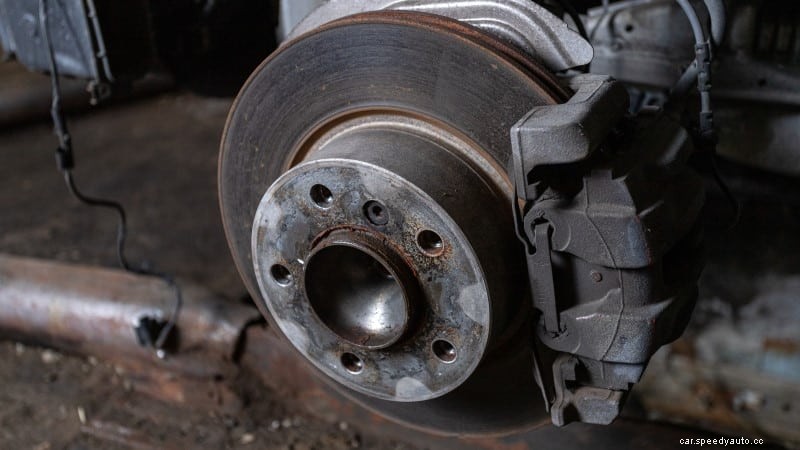 Symptoms of a Bad Brake Caliper: Diagnose and Replace