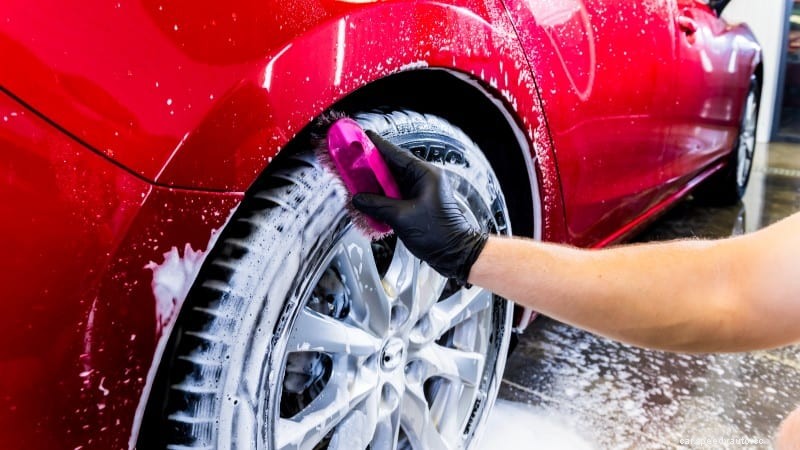 How to Clean Whitewall Tires? Easy Methods