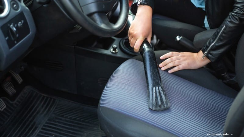 How to Clean Cloth Car Seats: With 8 Great Tips