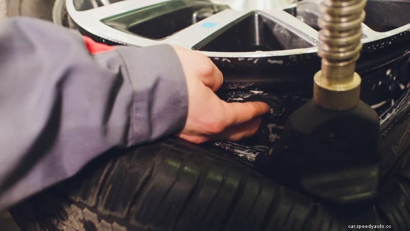 Tire Pressure Sensor Fault: Causes, Symptoms, and Solution