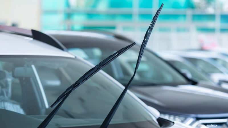 Windshield Wiper Not Touching Glass: Causes and Fixes