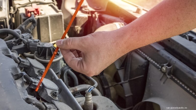 Overfill Engine Oil Symptoms: How to Fix It?