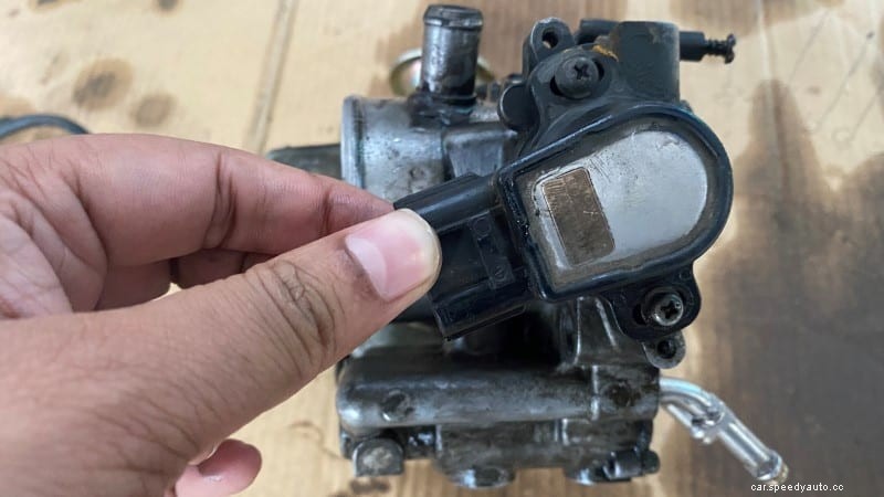 Symptoms of Bad Throttle Position Sensor: Diagnose and Fixes