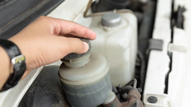 Symptoms of Bad Power Steering Pump: Causes and Fixes