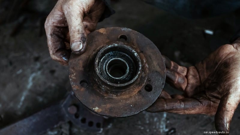 Symptoms of a Bad Wheel Bearing: Types and How to Change it