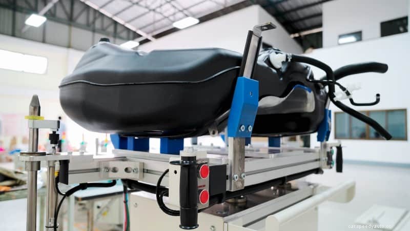 How to Fix Water In Gas Tank? Symptoms and Effects