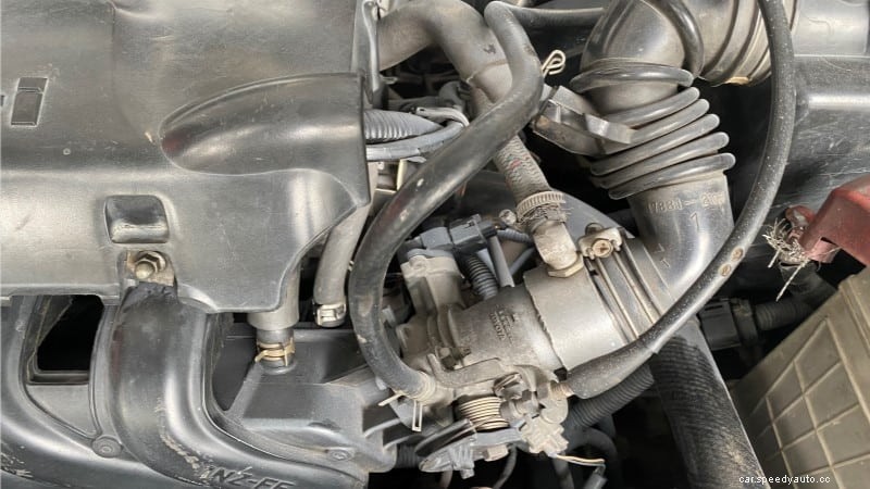 How To Find and Fix A Vacuum Leak [ Symptoms ]