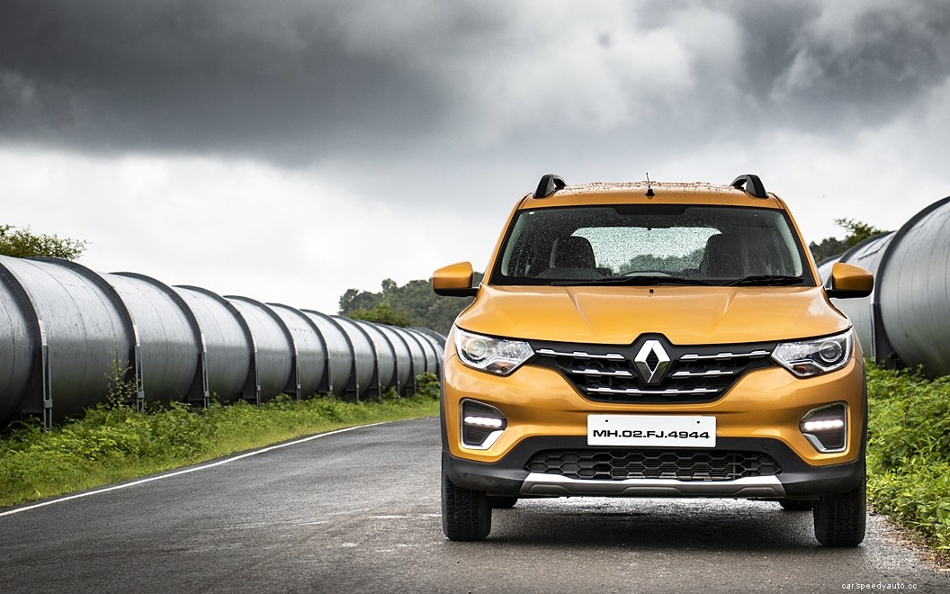 Renault Triber  Images