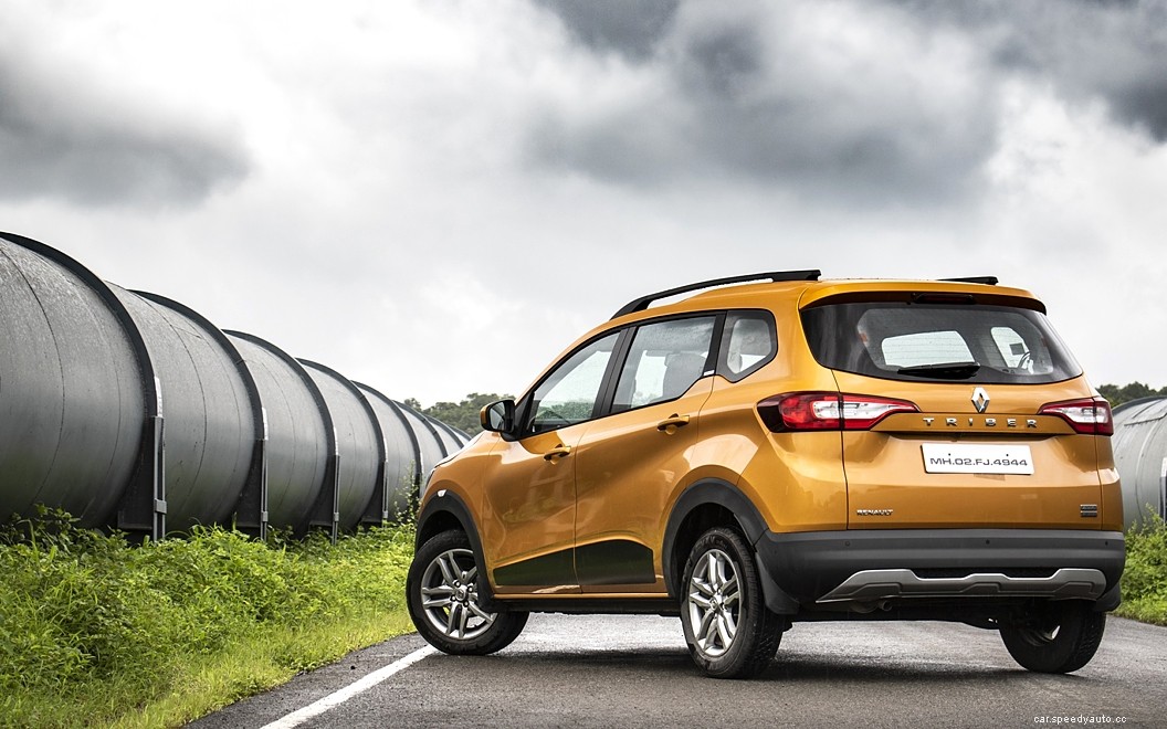 Renault Triber  Images