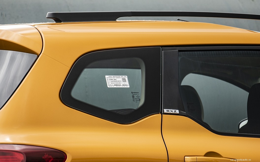 Renault Triber  Images